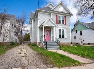 238 Scott Ave, Oshkosh, WI 54901