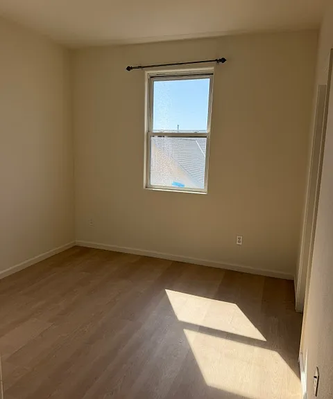 2195 Tsushima St — Photo 14