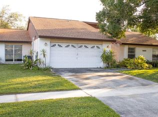 11322 Hollyglen Dr, Tampa, FL 33624