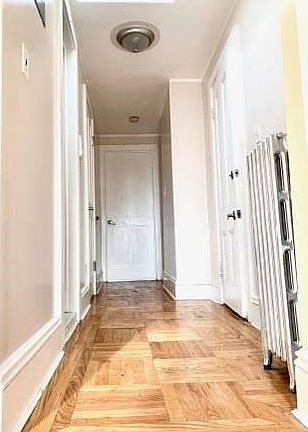2nd image of 303 Stuyvesant Ave