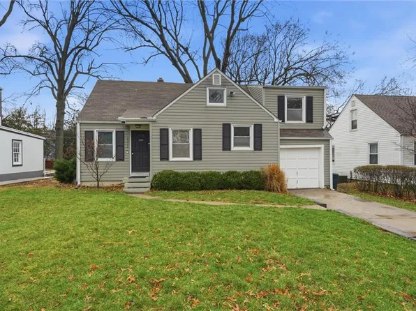 8324 Belleview Ave, Kansas City, MO 64114