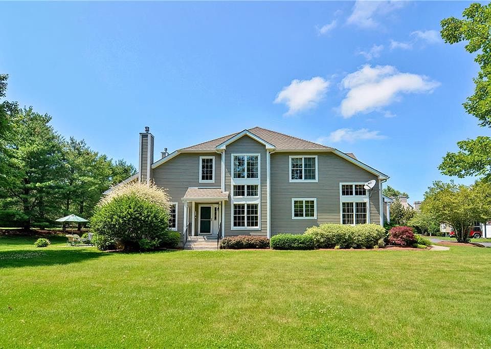 1st image of 8 Leyland Ct