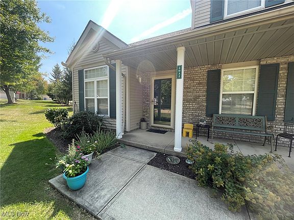 2nd image of 2032 Heron Glen Ct