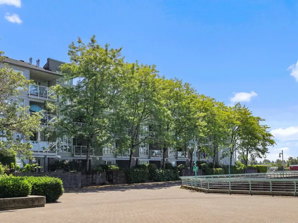 2080 E Kent South Ave #104, Vancouver, BC V5P 4X2