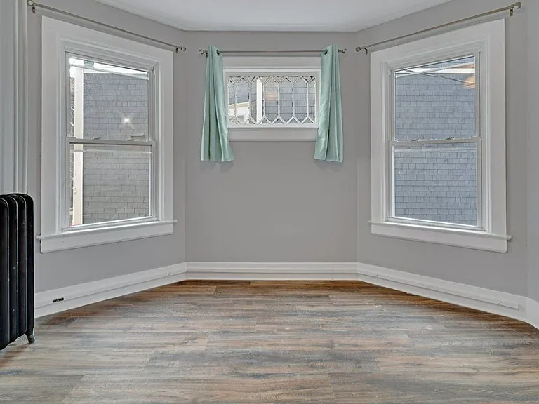 105 Highland Pl — Photo 80