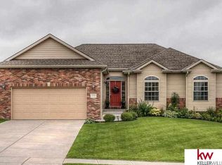 7418 S 198th St, Gretna, NE 68028