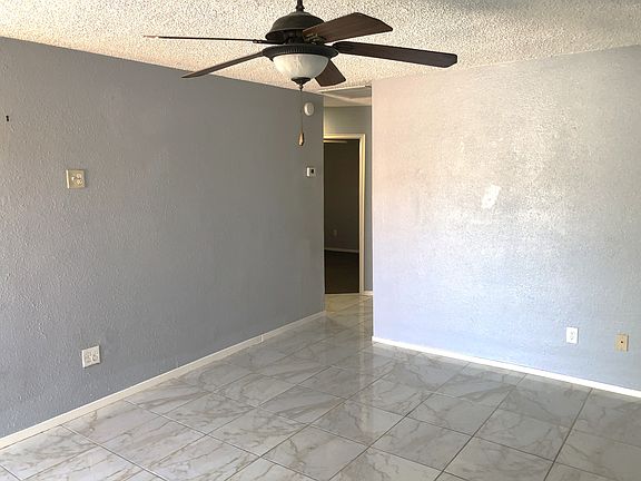 3rd image of 1341 Oahu St APT B