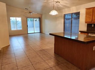 493 E Cantebria Dr, Gilbert, AZ 85296