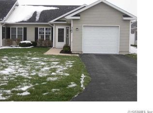 367 Walker Dr, Canandaigua, NY 14424