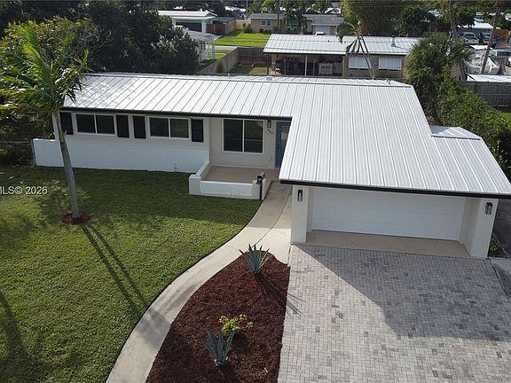 2nd image of 436 Gull Ct
