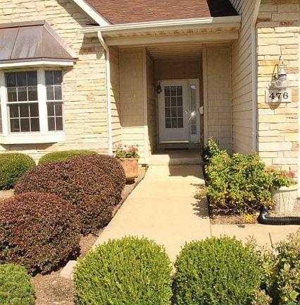 2nd image of 476 Prairie Knoll Dr