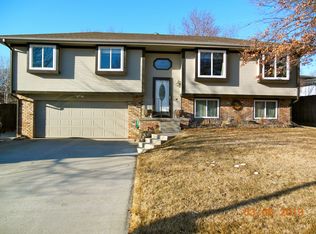 10912 Washington St, Omaha, NE 68137
