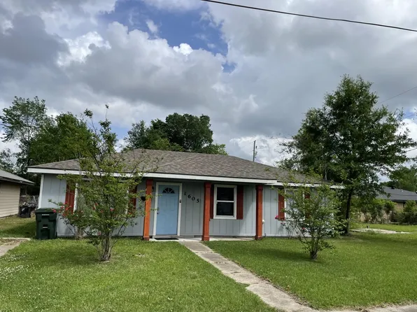 1605 Broadmoor Dr, Lake Charles, LA 70601