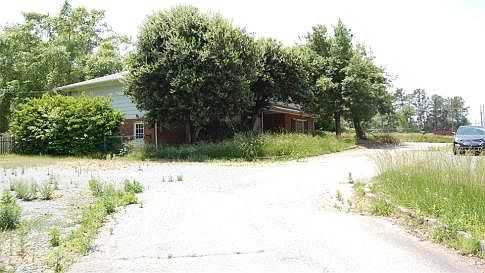 5th image of 1165 Weaver Dairy Rd