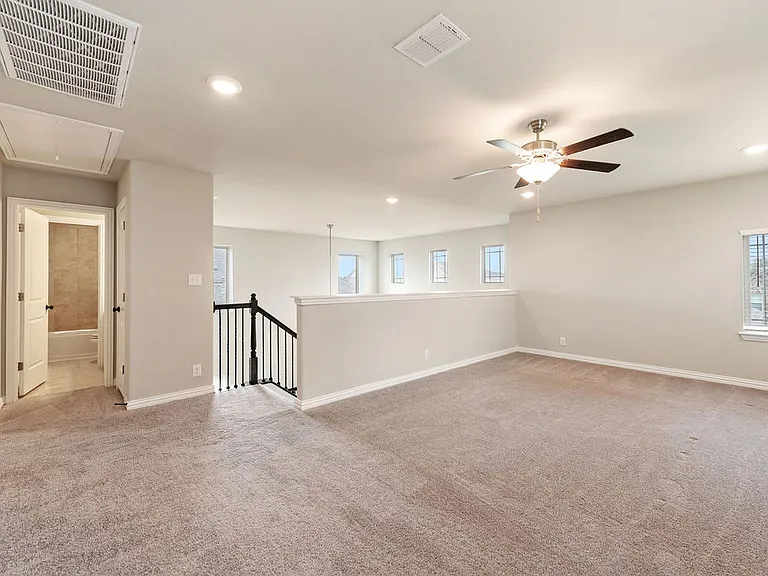 2058 Egret Ave — Photo 17
