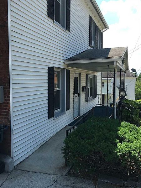 2nd image of 8 STILLWATER Avenue