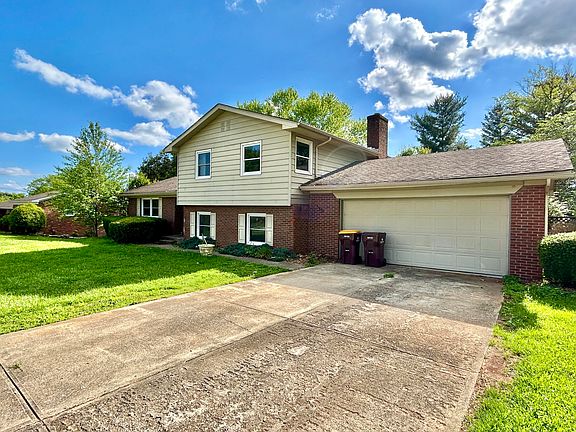 2nd image of 500 Meadowlark Dr