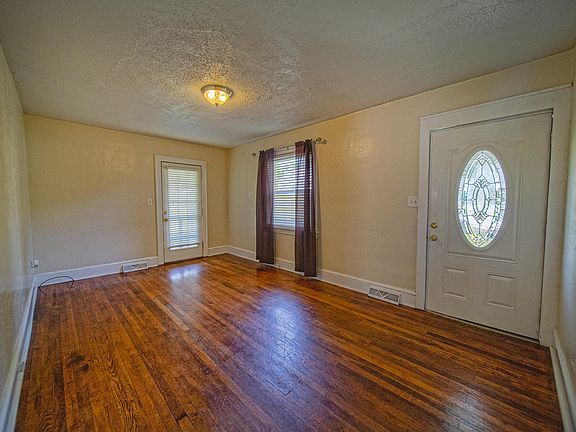 2nd image of 2603 Cornell Dr NW