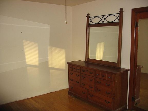5th image of 1280 Larke Ave