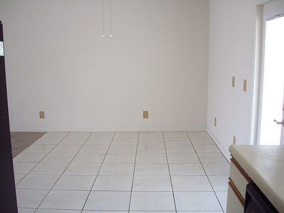 5th image of 773 NW North Macedo Blvd