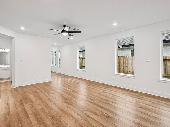 7th image of this home