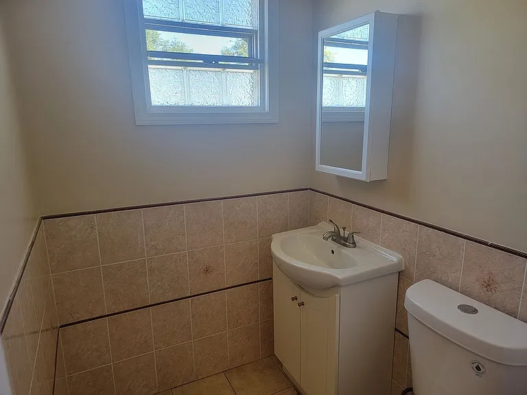14802 Cooper Ave #2 — Photo 9
