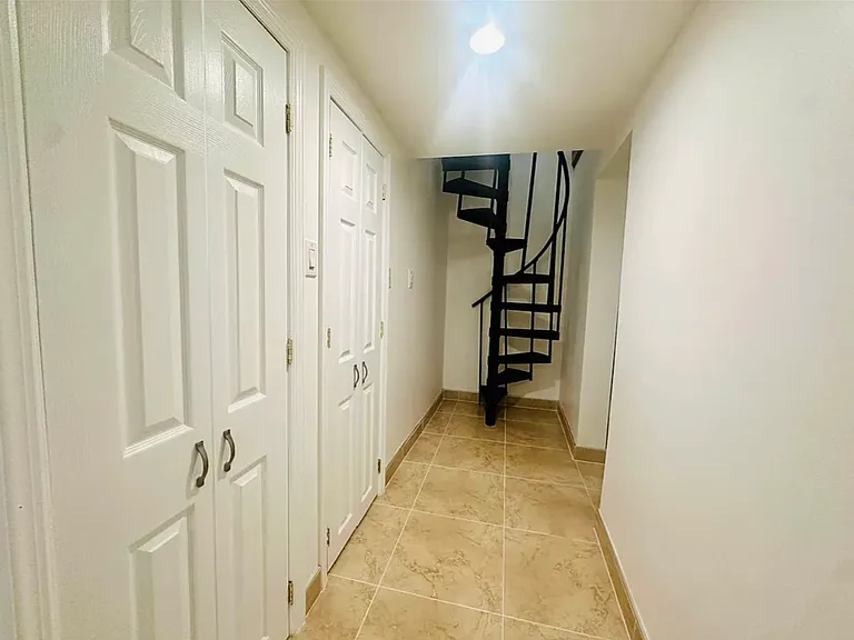 322 E 104th St #1W — Photo 16