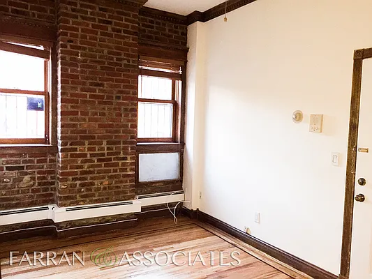 Rented by Farran & Associates | media 17