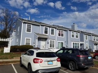 9 Almond Dr, Somerset, NJ 08873