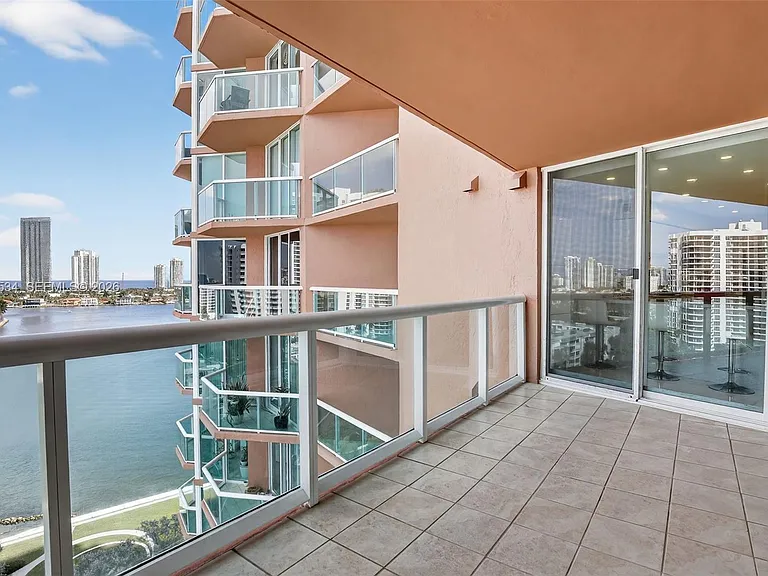 3370 Hidden Bay Dr #1501 — Photo 4