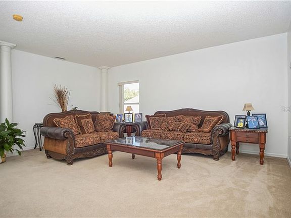 3rd image of 449 Dove Dr