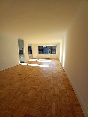 1st image of 77 W 55th St APT 17E