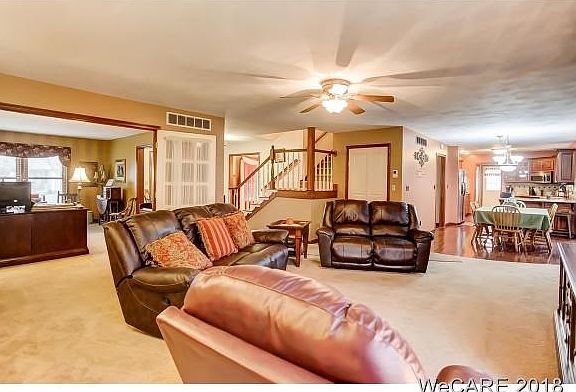 5th image of 2119 Larkspur Dr