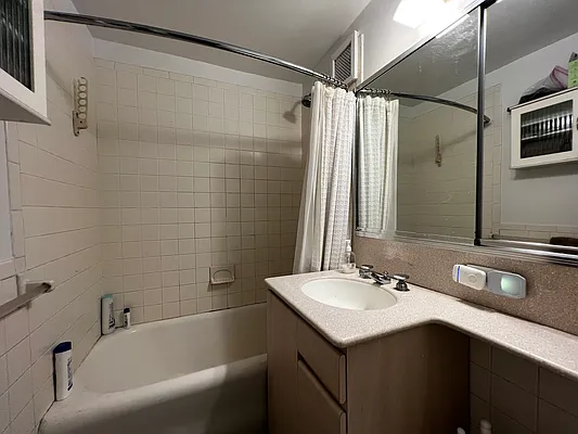 Rented by Compass | media 15