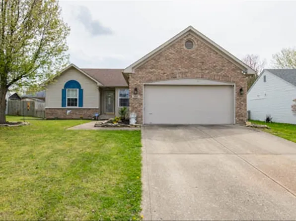 3901 Maple Manor Dr, Indianapolis, IN 46237