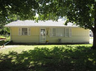 7501 Cadet Rd, Machesney Park, IL 61115