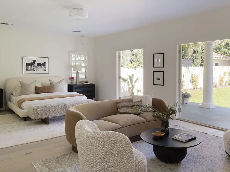 632 S Arden Blvd — Photo 18