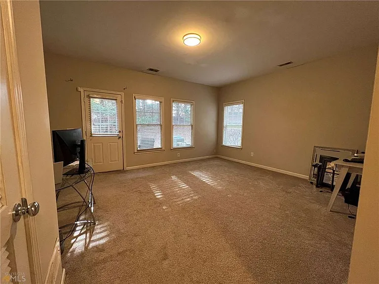 5282 Kershaw Ct SE #1 — Photo 15