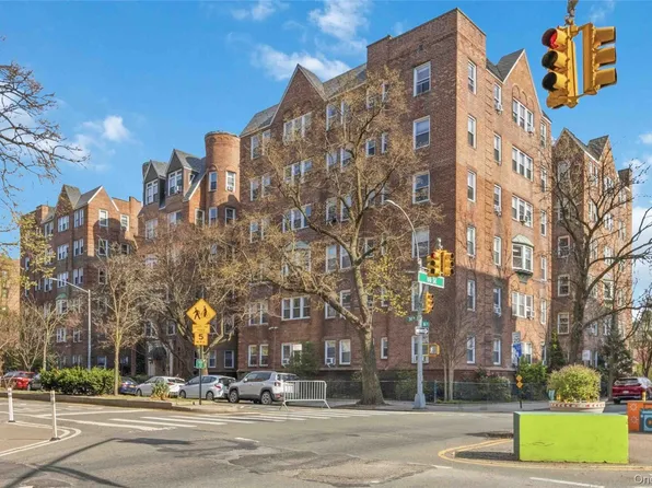 86-10 34th Avenue #522, Jackson Heights, NY 11372