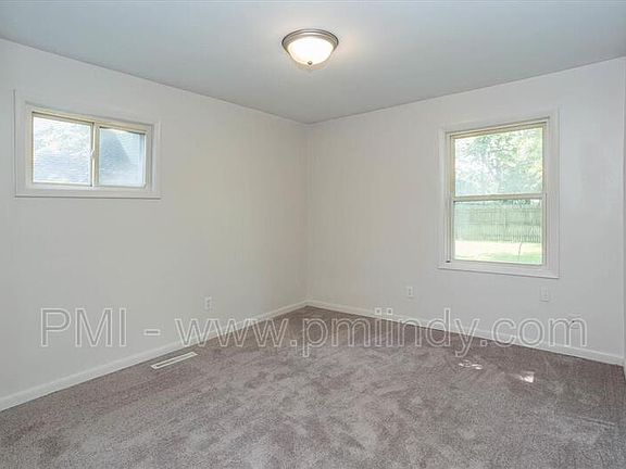 4th image of 6165 E 42nd St