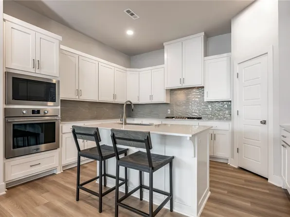 6207 SW Prism Path St, Bentonville, AR 72713
