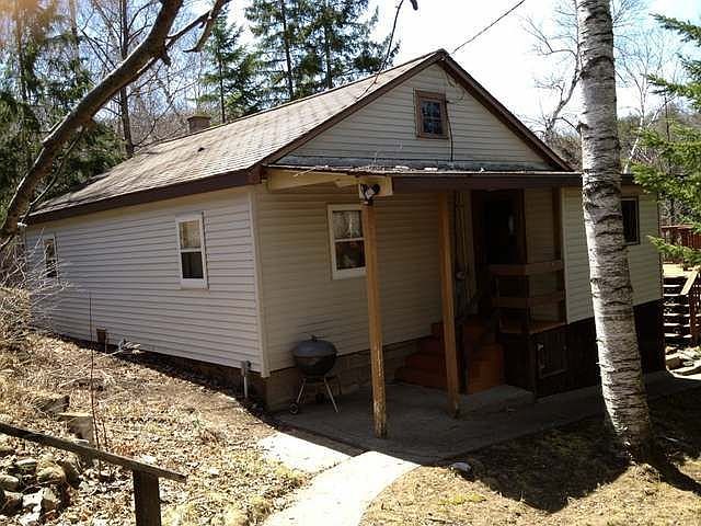Cottage front entrance