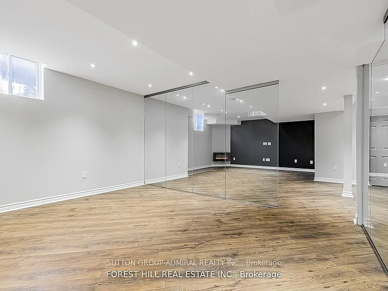 18 William Bowes Blvd #BASEMENT — Photo 1