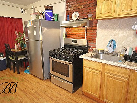4th image of 1880 E 52nd St