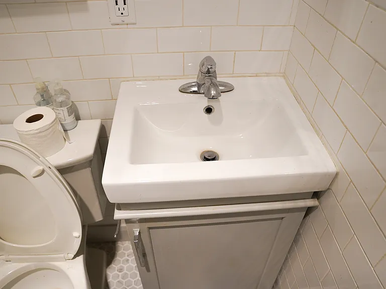 137 Saint Nicholas Ave #1A — Photo 27
