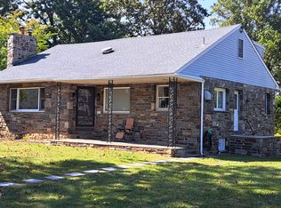 499 Tennis Ave, Newtown Square, PA 19073