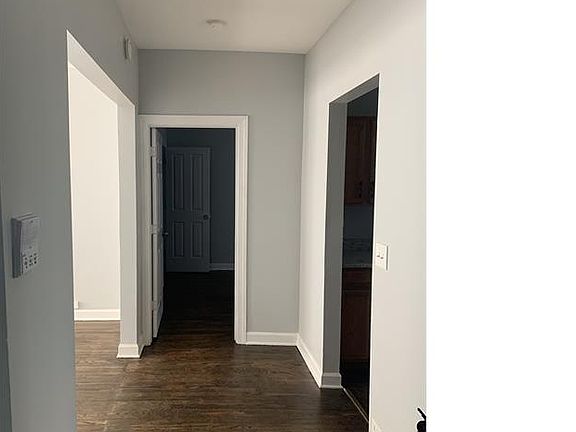 2nd image of 6439 S Kenwood Ave #13