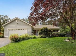 3907 Quisenberry Dr, Alexandria, VA 22309