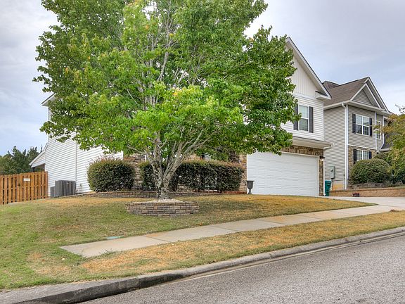 3rd image of 1601 Sweet Meadow Ln