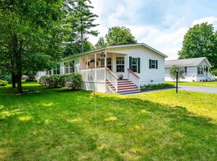 31 Temple Dr, Rochester, NH 03868
